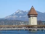 http://www.markstravelnotes.com/europe/switzerland/canton_lucerne/lucerne/places_of_interest/chapel_bridge/img/DSC04044.jpg