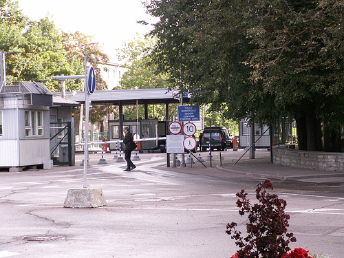 Russian-Estonian Border / photo by jboyes@FlickR