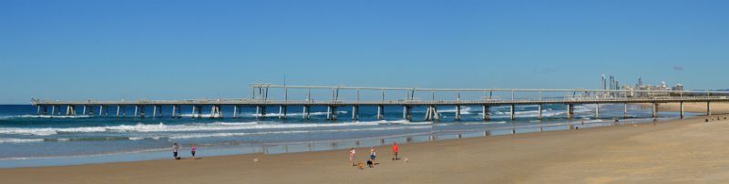 LodersCkPan04.JPG - Southport Seaway looking toward Surfers Paradise