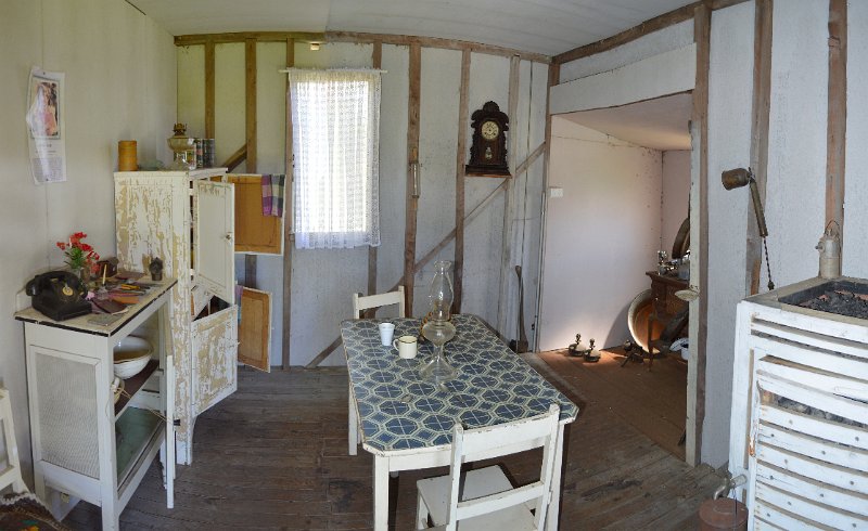 03InglewoodPan03.JPG - Inglewood Museum - Tobacco share farmer's two room cottage