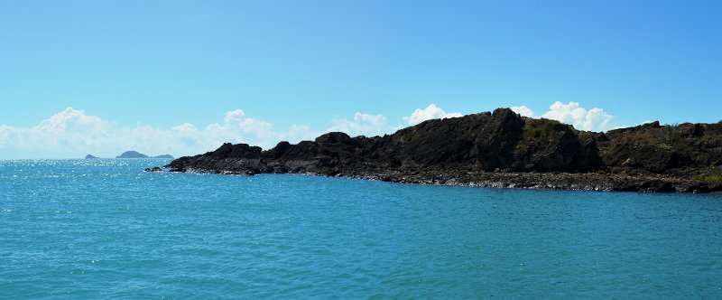 11AirliePan02.JPG - Our fishing trip to the reasonably sheltered Double Bay