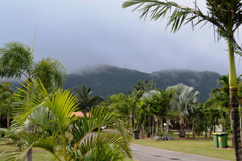 DSC_0007a.JPG - Morning clouds settling in over the caravan park