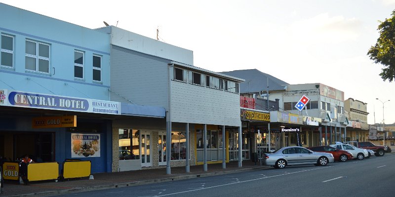 DSC_0064.JPG - Bowen town centre - Herbert St