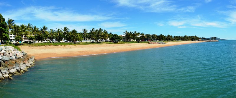 06TvillePan01.JPG - Townsville; the Strand waterfront