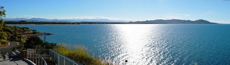 07TvillePan04.JPG - Townsville; Rowes Bay to Pallaranda