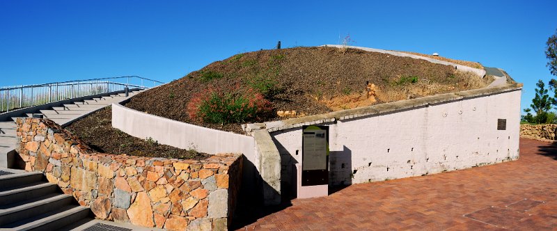 07TvillePan01.JPG - Townsville; Jezzine Barracks located at Kissing Point