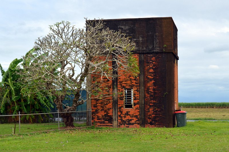 DSC_0040.JPG - Mungalla Station water tower