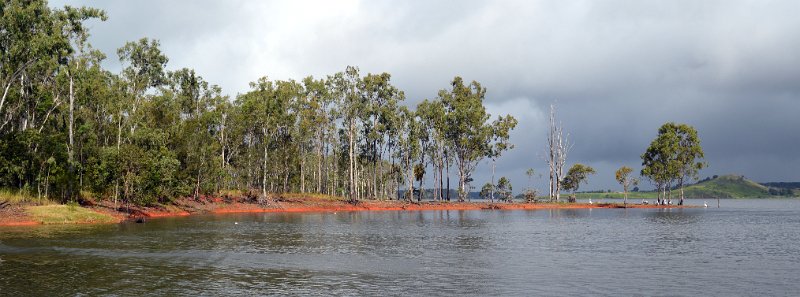 20TinarooPan03.JPG - At Tinaroo - Lake Tinaroo