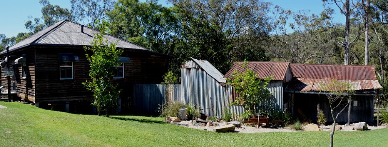 23HerbertonPan26.JPG - Herberton Historic Village - Jullaten Farm House and Miners Hut