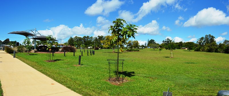 24EachamPan06.JPG - Atherton Tablelands - Yungaburra, Afghanistan Avenue of Honour