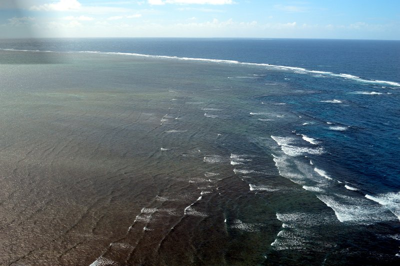 DSC_0123.JPG - Moore Reef - chopper flight