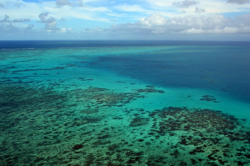 DSC_0126.JPG - Moore Reef - chopper flight