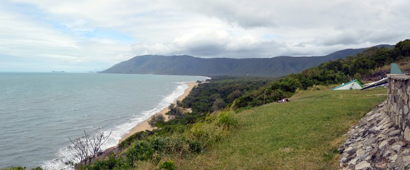 01MossmanPan01.JPG - Coastline between Cairns and Port Douglas