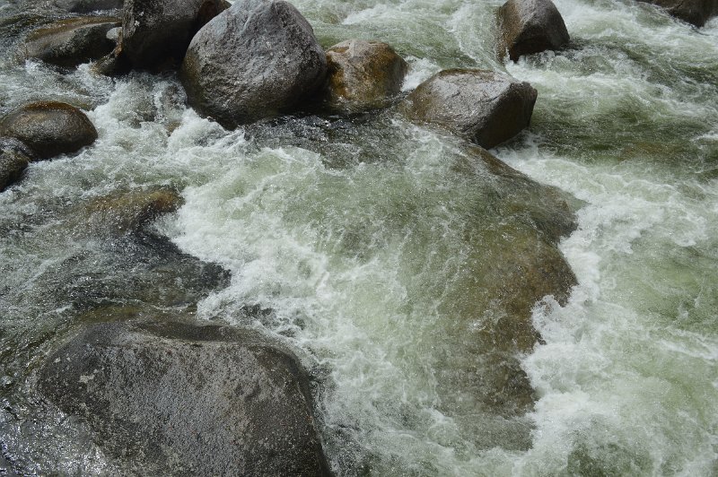 DSC_0085.JPG - Mossman River in the Gorge