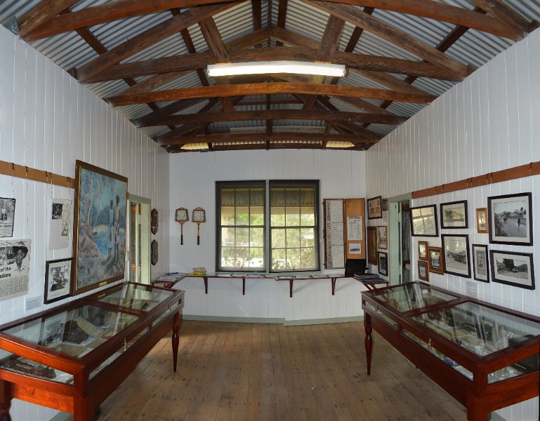 04ToCoenPan01.JPG - Peninsula Development Road (PDR) - Coen historic museum