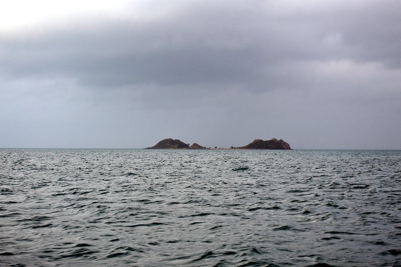 DSC_0012.JPG - Crossing Torres Strait to Thursday Island