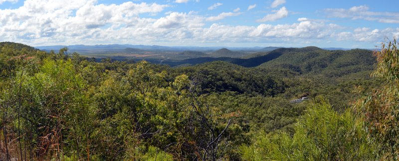 10ToMareebaPan01.JPG - Back on the bitumen - Mulligan Highway to Mareeba