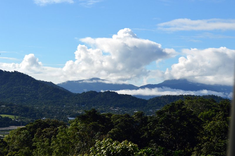 DSC_0048.JPG - Kuranda Scenic Rail trip - the climb to the Tablelands