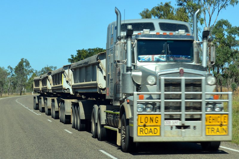 DSC_0026.JPG - Gregory Development Road - roadtrain