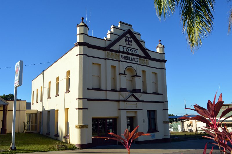 DSC_0066.JPG - Charters Towers - ambulance centre and museum