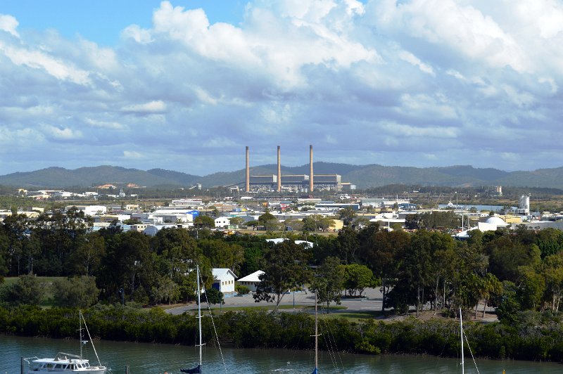 DSC_0235.JPG - Gladstone harbour