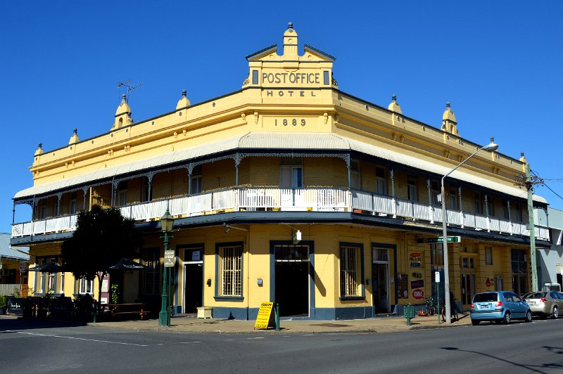 DSC_0402.JPG - Maryborough - Post Office Hotel (1889)