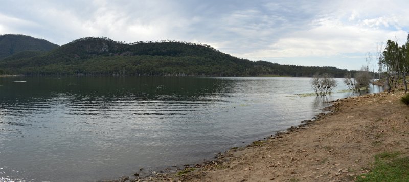 01MaroonPan05.JPG - Lake Maroon panorama