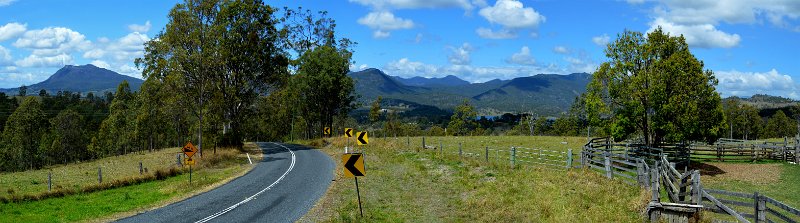 04RunCreekPan03.JPG - Lions Road starting near Rathdowney
