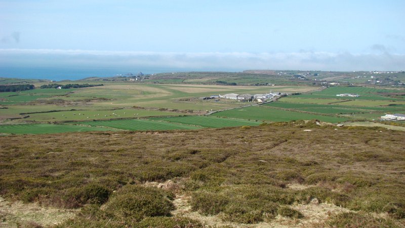 DSC01164.JPG - Chapel Carn Brae views