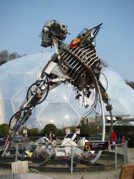 DSC01345.JPG - Eden Project - WEEE