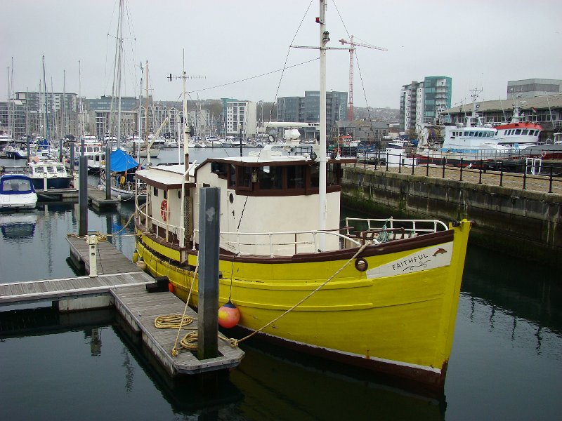 DSC01637.JPG - Plymouth harbour