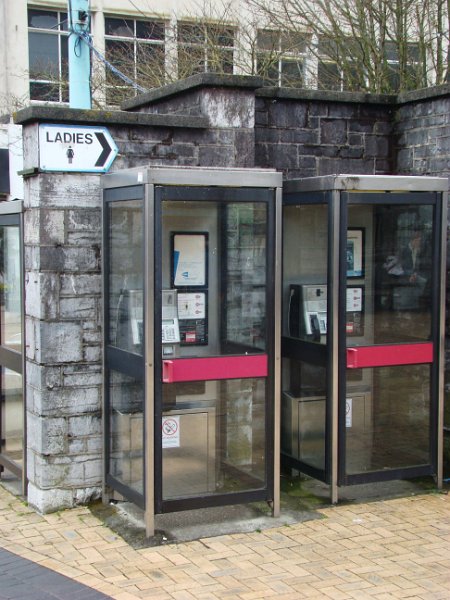 DSC01670.JPG - Plymouth - ladies phone booths?