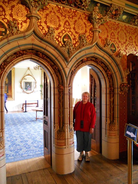 DSCN0693.JPG - Cardiff Castle Gothic deco on walls and ceilings