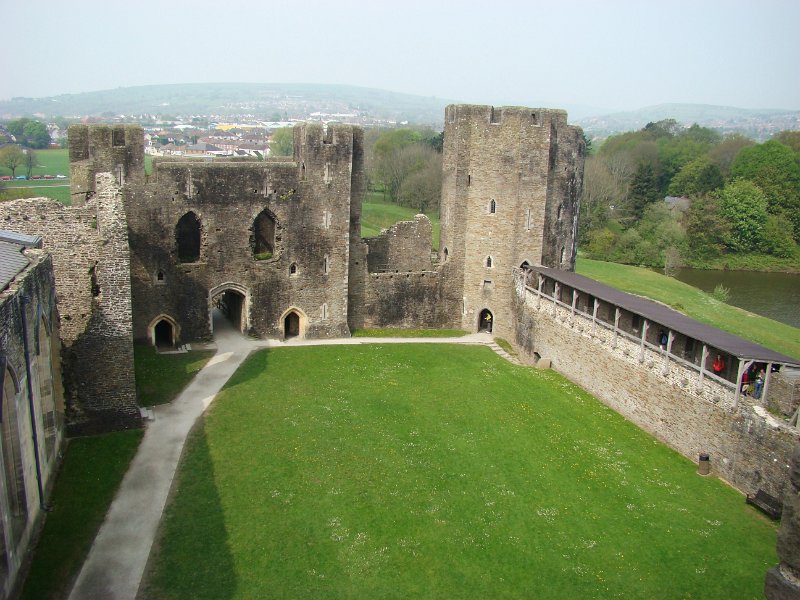 DSC02230.JPG - Caerphilly Castle
