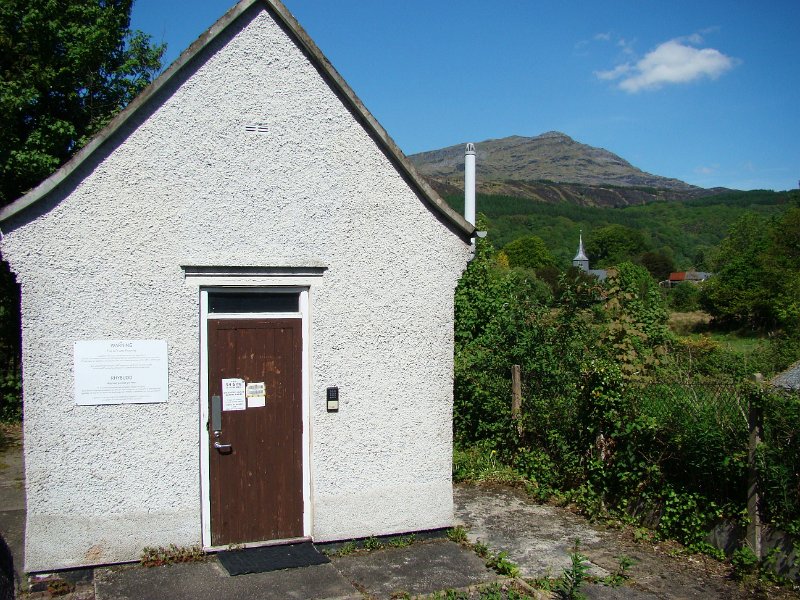 DSC02588.JPG - Gellilydan small telephone exchange building