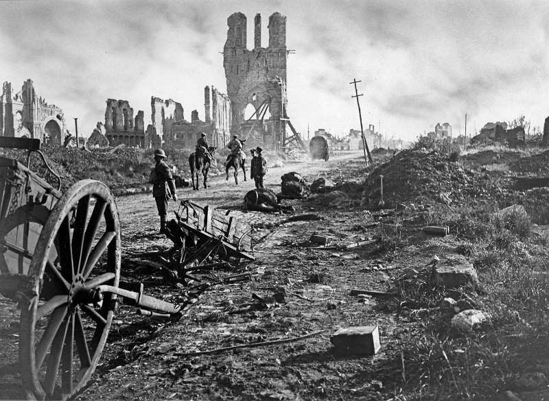 ypresRuins.jpg - Ypres in ruins after 1914-18 Great War