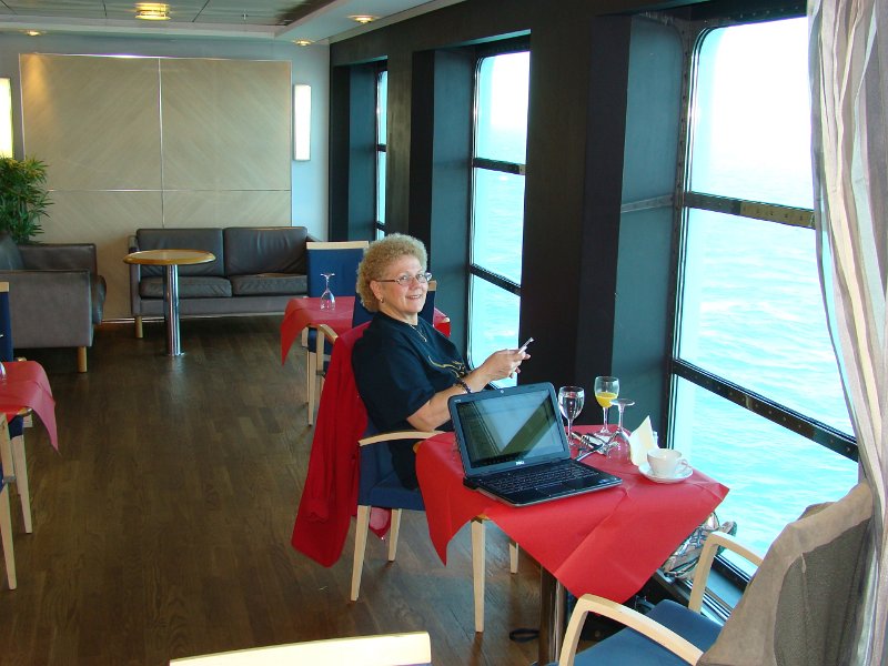 DSC03222.JPG - Leaving from Dover - in the lounge