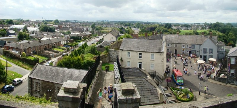 Lth16.JPG - Éire, in County Louth; Drogheda views where the Battle of the Boyne took place.